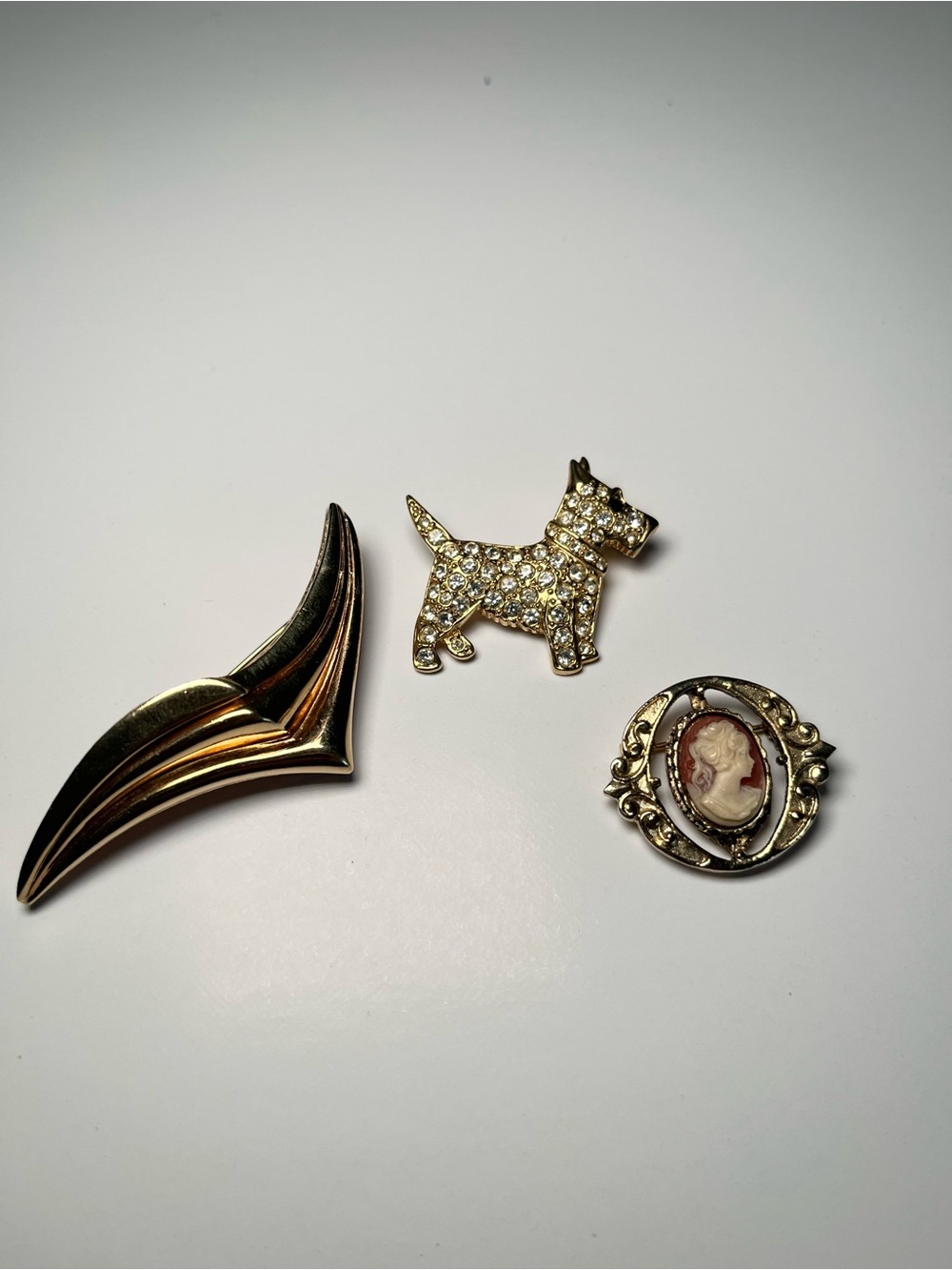 Vintage Brooch Bundle | Rhinestone Scottie Dog, Cameo & Gold Tone Pins Puccini